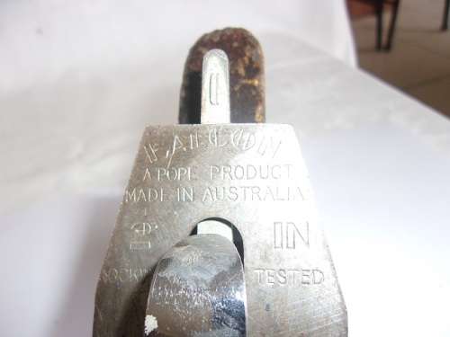 Vintage Stanley Bailey No. 5 plane made in England - Type 19