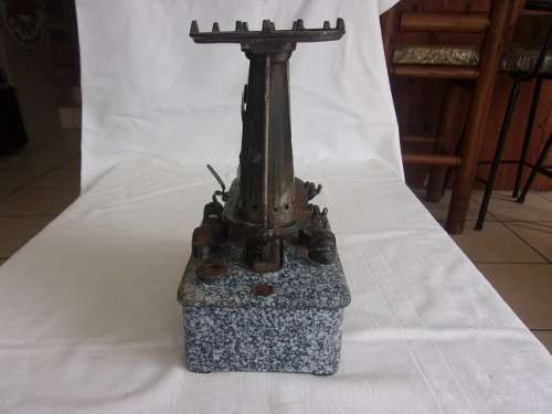 Vintage John Harper and Co. Beatrice No. 29 single wick stove