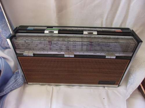 Vintage ITT Schaub Lorenz Touring International 104 portable radio - working