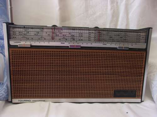 Vintage ITT Schaub Lorenz Touring International 104 portable radio - working