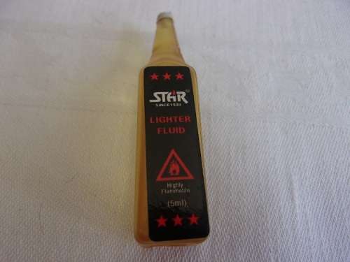 Boxed Star fuel lighter and lighter fluid set