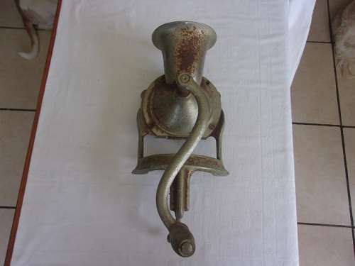 Vintage cast iron No. 4 coffee grinder
