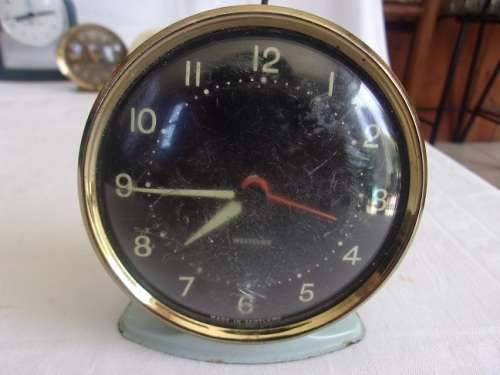 Lot of 7 vintage alarm clocks for restoration - 1 bid for the lot