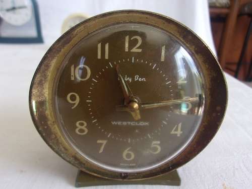 Lot of 7 vintage alarm clocks for restoration - 1 bid for the lot