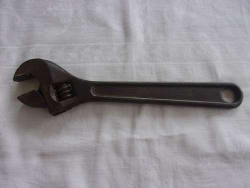4 Vintage hand tools for 1 bid