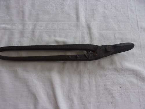4 Vintage hand tools for 1 bid