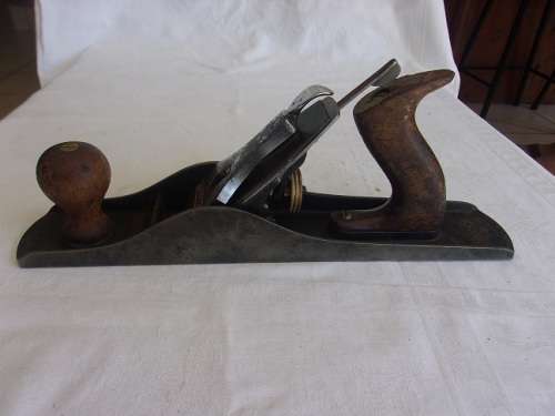 2 Vintage Stanley Bailey No. 5 planes for restoration or parts