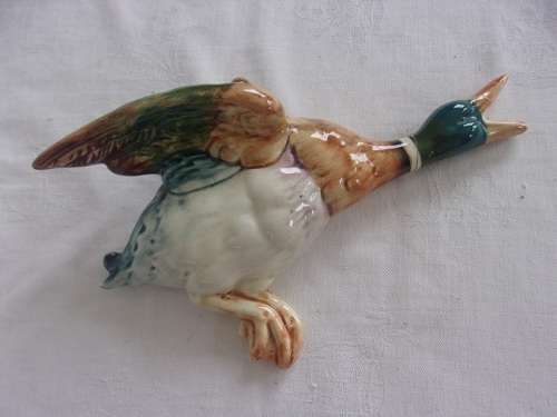 3 Vintage porcelain Mallard flying duck wall ornaments - 2 Beswick