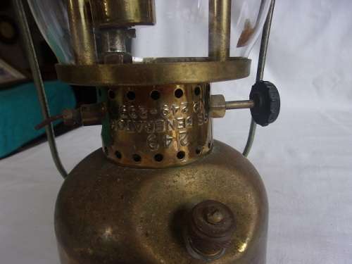 Vintage Coleman no. 249 kerosene pressure lamp for restoration - made in Canada