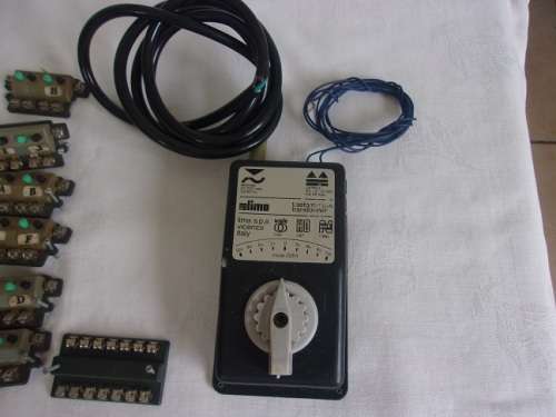 Large lot of Lima N scale model train accessories for 1 bid