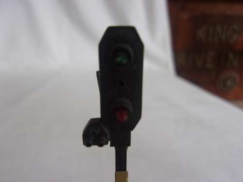 Vintage HO scale Fleischmann signal light and Marklin Kranwagen for 1 bid - 1950s