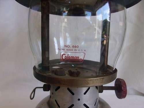 Vintage Coleman Model 237A pressure lantern - made in Canada