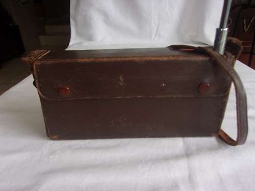 Vintage National 2-Speaker T-79 portable radio