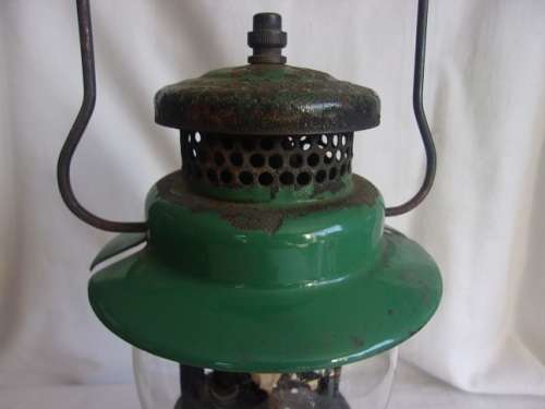 Vintage WW2 era Coleman pressure lantern for restoration - made in Canada