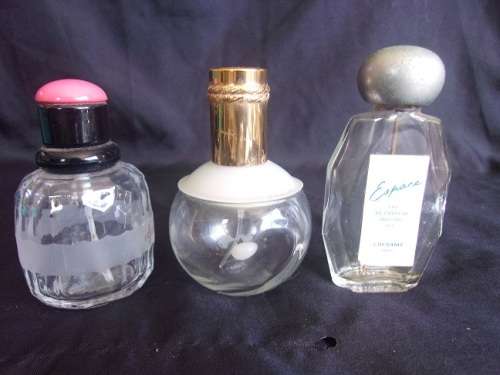 Lot of 14 vintage scent/ powder bottles for 1 bid