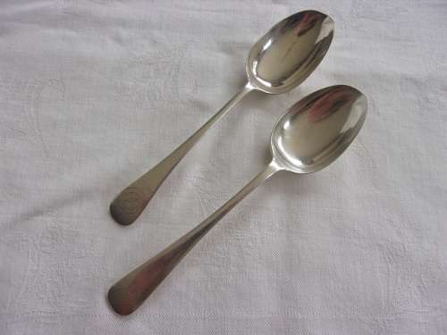 2 Antique Sterling silver table spoons for 1 bid - 91g