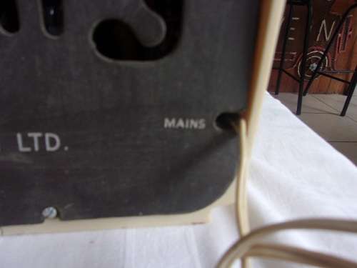 Vintage Ferguson ivory bakelite table valve radio - not tested