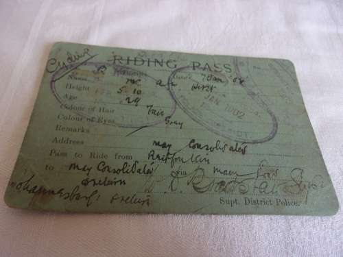 Interesting lot of vintage war memorabilia for 1 bid