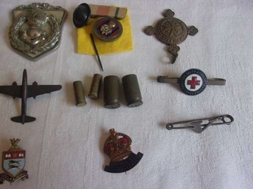 Interesting lot of vintage war memorabilia for 1 bid