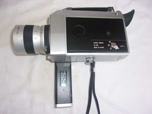 Vintage Canon Auto Zoom 814 movie camera in carry case - untested