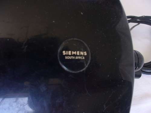 Vintage Siemens South Africa bakelite crank telephone