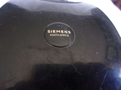 Vintage Siemens South Africa bakelite crank telephone