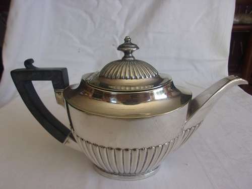Mappin and webb princes plate teapot shop