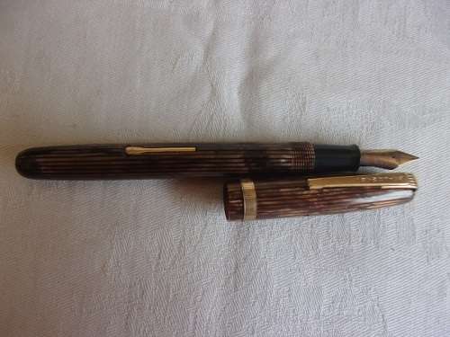 Vintage Waterman`s W3 fountain pen with 14ct gold nib
