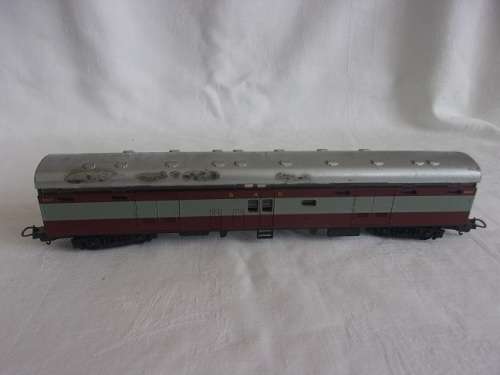 Lot of Lima HO model railway accessories for 1 bid