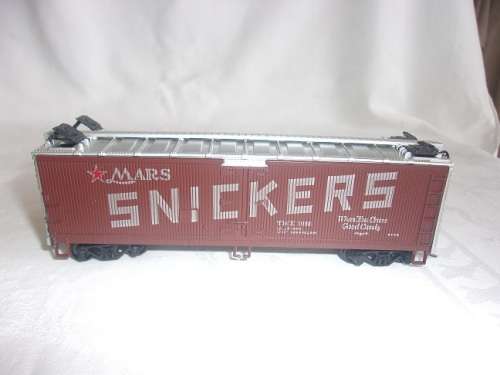 Lot of 12 Athearn HO gauge rolling stock items for 1 bid