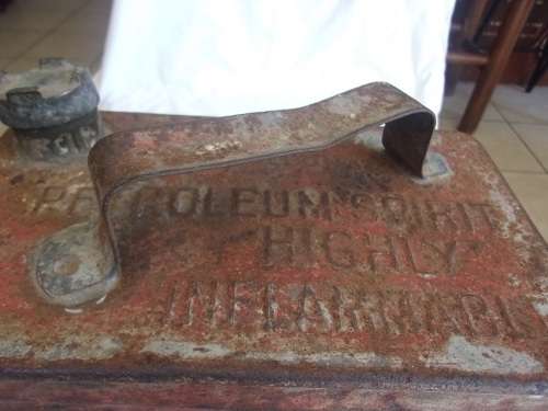 Vintage Vacuum Oil Co. South Africa Ltd 2 Gallon Motor Spirit can with brass cap