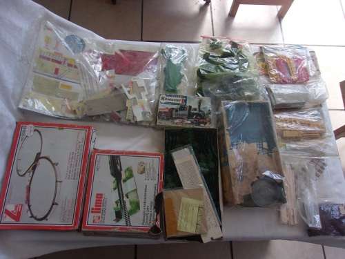 Large lot of model railway HO/ OO gauge Scenery and Accessories for 1 bid