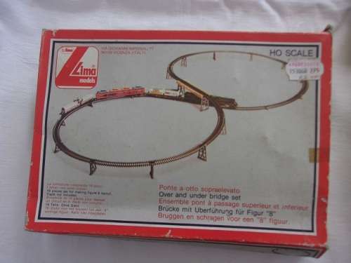 Large lot of model railway HO/ OO gauge Scenery and Accessories for 1 bid