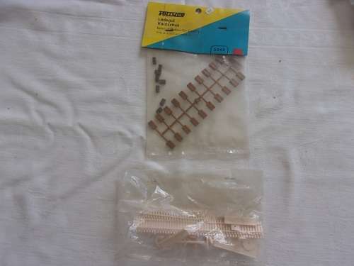 Large lot of model railway HO/ OO gauge Scenery and Accessories for 1 bid