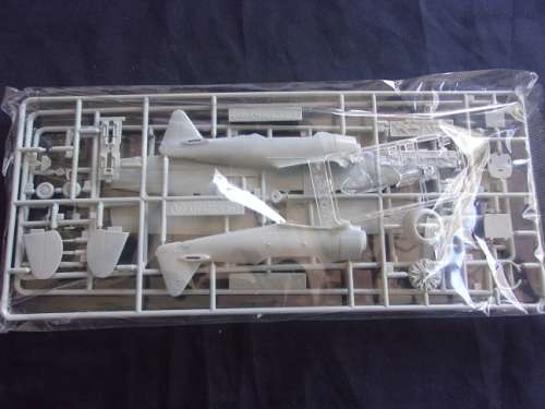1: 72 Scale Hobby Craft `Strike Eagle` & Academy T-6G Texan model plane kits for 1 bid
