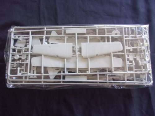 1: 72 Scale Hobby Craft `Strike Eagle` & Academy T-6G Texan model plane kits for 1 bid