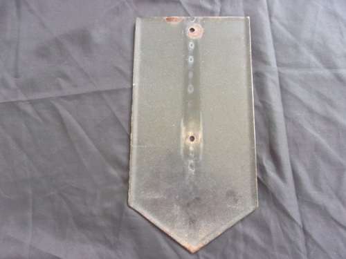 4 Genuine vintage BP enamel golf tee signs - Tees No. 1 - 4