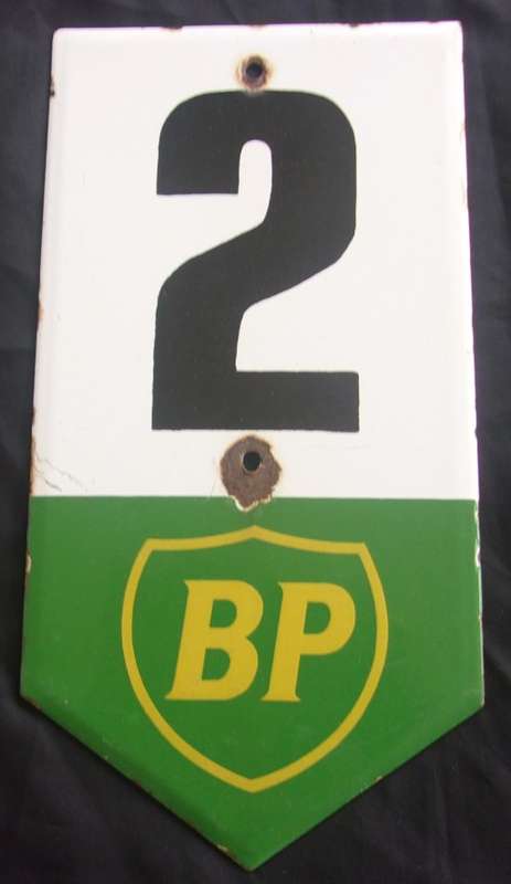 4 Genuine vintage BP enamel golf tee signs - Tees No. 1 - 4