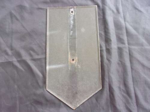 4 Genuine vintage BP enamel golf tee signs - Tees No. 1 - 4