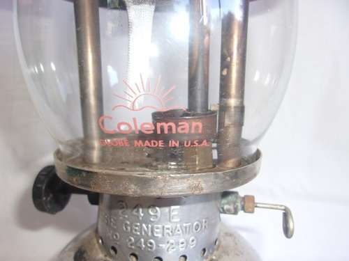 Vintage boxed Coleman 249-E lantern - made in Canada