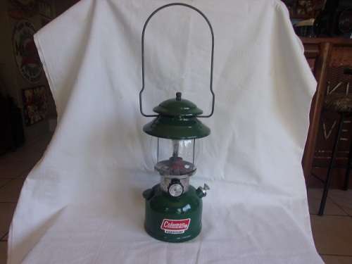 Vintage boxed Coleman 201-700 lantern with spirit bottle & 2 mantle pack