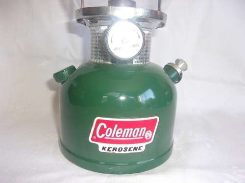 Vintage boxed Coleman 201-700 lantern with spirit bottle & 2 mantle pack