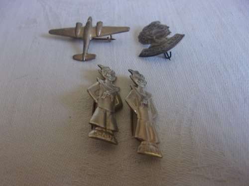 4 Sterling silver WW2 `Sweetheart` pins for 1 bid - quite rare