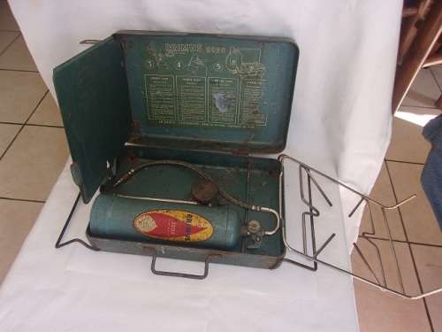 Vintage Primus No. 2050 gas camping stove
