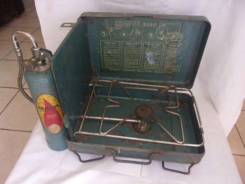 Vintage Primus No. 2050 gas camping stove