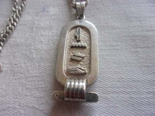 Beautiful Egyptian .925 silver pendant and chain