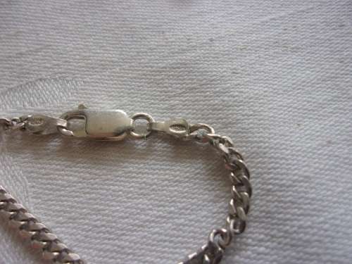 Beautiful Egyptian .925 silver pendant and chain