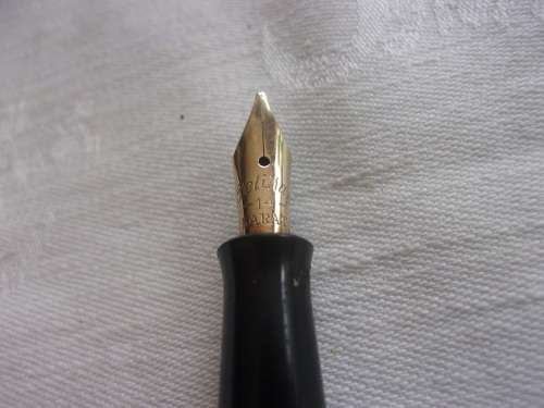 Vintage Pelikan 100 fountain pen with 14k nib - rare pen