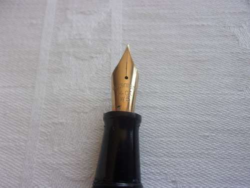 Vintage Waterman`s 515 fountain pen with 14k gold nib - untested