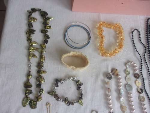Large lot of vintage costume jewellery in a jewellery box